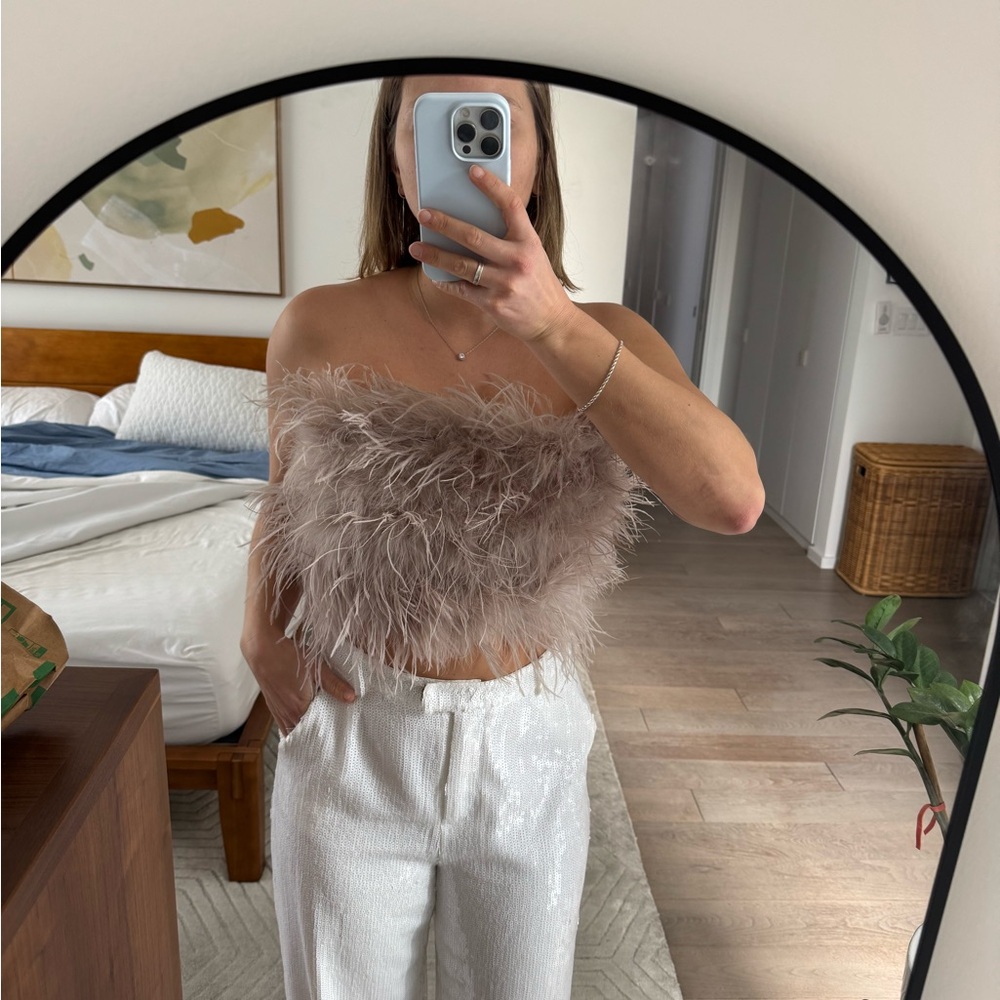 Lamarque Feathered Crop Top in Dusty Pink - Picture 11 of 12